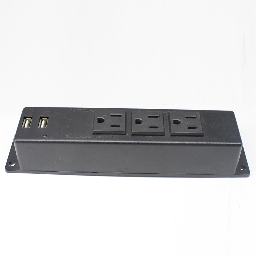 US standard 3-prong outlet with 2 USB ports – Xin Ding Tech